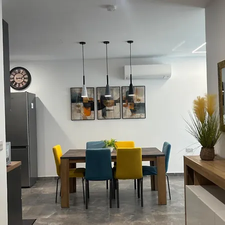 Апартаменты Mediterranean Breeze *