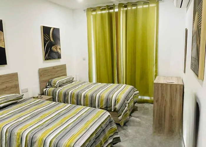 Апартаменты Mediterranean Breeze