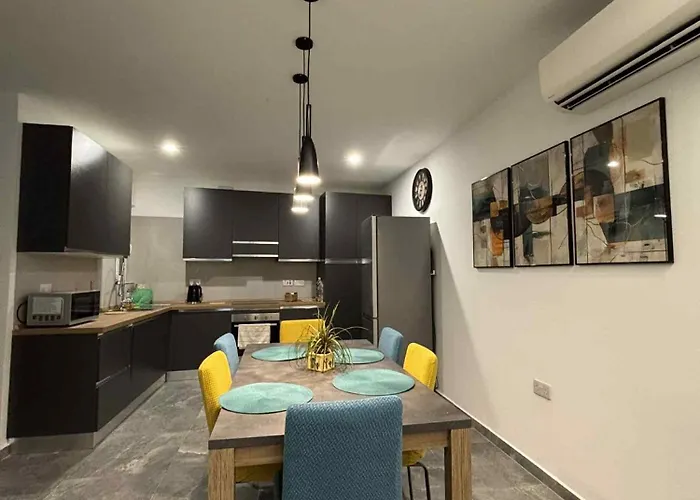 Апартаменты Mediterranean Breeze *